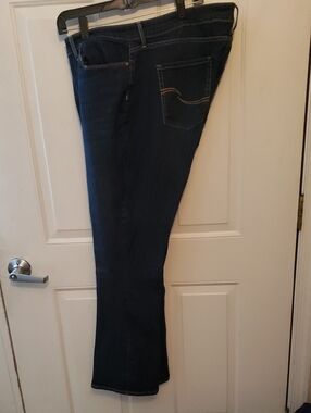 Signature by Levi Strauss Dark Blue Boot-Cut Jeans